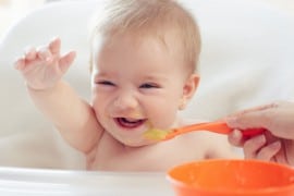 Bébé sans dent : que donner à manger ?