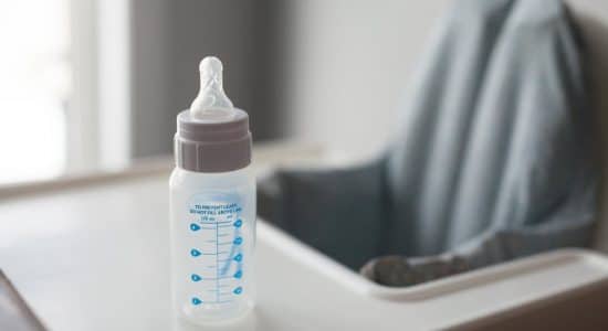 Quelle eau faut-il donner à un bébé ?